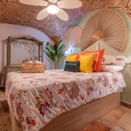 At La Habanera Apartment *